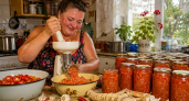 Вместо привычной аджики кручу эту ядреную заправку: ложка к мясу, ложка к картошке — и магазинные соусы не нужны  