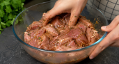 Идеальный маринад для курицы, свинины и говядины: даже «мясной камень» будет таять во рту как сливочное масло — и для духовки, и для мангала
