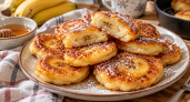 Бананы режу кружочками и макаю в простейший кляр: через минуту ем мини-тортики — карамельные и ароматные 