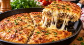 Смешиваю 3 ингредиента и на сковородку: через 15 минут едим ленивый мясной хачапури — сытный завтрак как в кафе