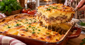 Запеканка с фаршем и картофелем выйдет нежной как суфле: когда приправлять слои, чтобы мясо не превратилось в сухую плотную подошву