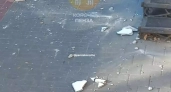 В центре Пензы опасный дом засыпает пешеходов кирпичами