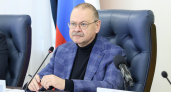 Олег Мельниченко поручил усилить контроль за качеством строительных работ
