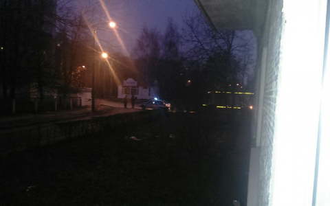 Ранним утром на улицу 8 Марта нагрянули бойцы Росгвардии и спецслужбы