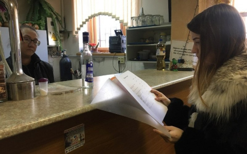 В пензенском баре торговали нелегальной водкой