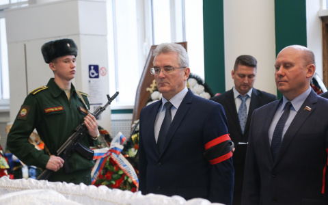 Иван Белозерцев простился с бывшим вице-губернатором Пензенской области