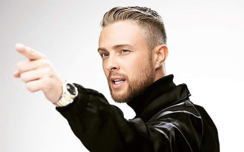 Суд не нашел плагиата в песне Егора Крида "Папина дочка"