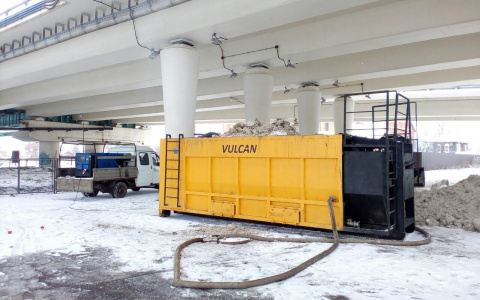 В Пензе под Измайловским мостом начала работать снегоплавильная станция