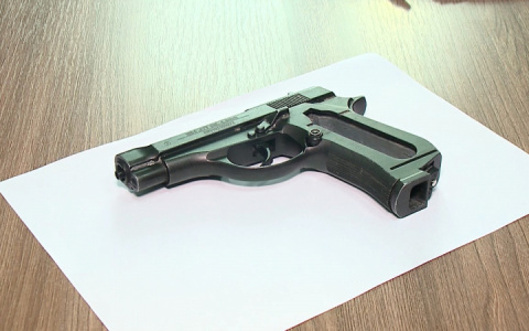 Пытаясь выбить долг в 2000, пензенец прибегнул к пистолету