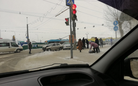 В Пензе на Гидрострое в ДТП пострадал человек (фото)