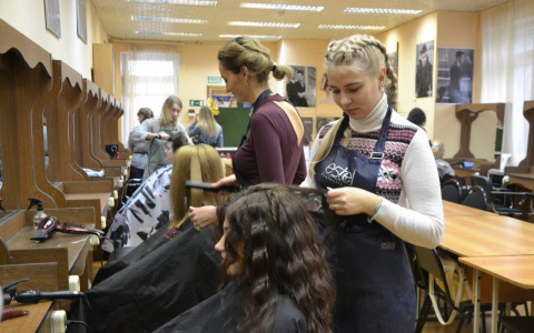 Где быстро приобрести доходную профессию?