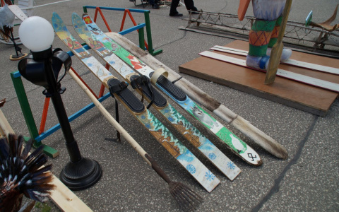 Родителей пензенских школьников заставляют покупать лыжи