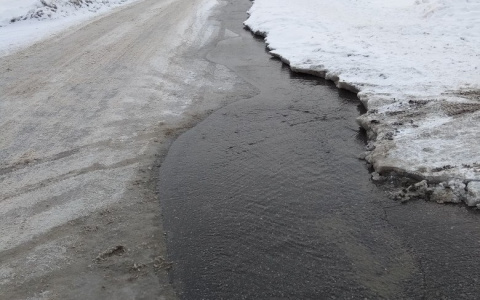 Пензенец возмущен прорывом водопровода в Заре