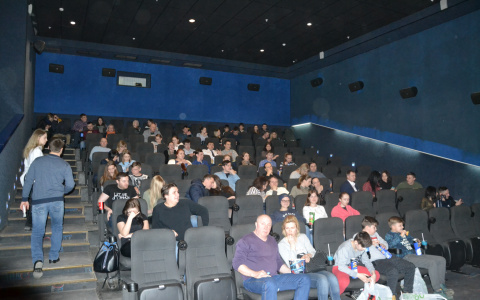 В кинотеатре "РоликС" прошел предпремьерный показ фильма "За гранью реальности"