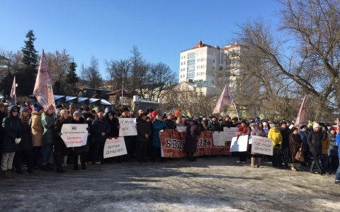 В Пензе организаторы митинга дольщиков попросили денег у будущего президента