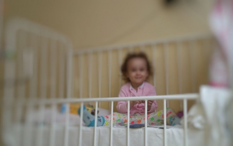 Пензенцев просят помочь двухлетней Кире, больной лейкозом