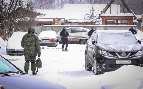 В Терновке росгвардейцы оцепили машину из-за подозрительного предмета