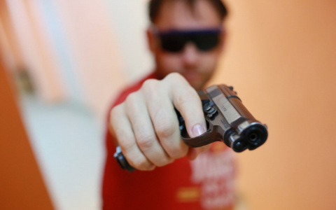 Угрожая убийством продавщице, пензенский бродяга украл огнетушитель