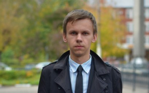 Автомобиль пензенца обстреляли на стоянке торгового центра