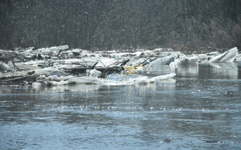 В Пензенском районе на реке Ардым образовался ледяной затор