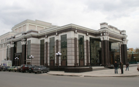 Владимир Мединский выделил деньги на постановку в пензенском драмтеатре