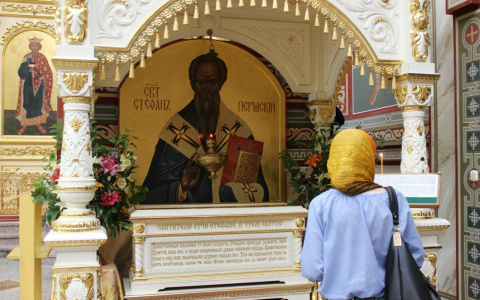 Почему пензенцы не ходят церковь, что отвечают на фразу "Христос Воскресе" атеисты и едят ли они куличи?