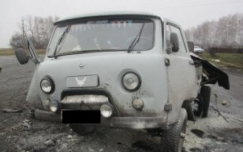 В Пензе в столкновении "УАЗа" и "Гранты" пострадал человек