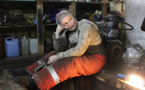 Нужен ли список "неженских" профессий? Мнение политолога и феминистки