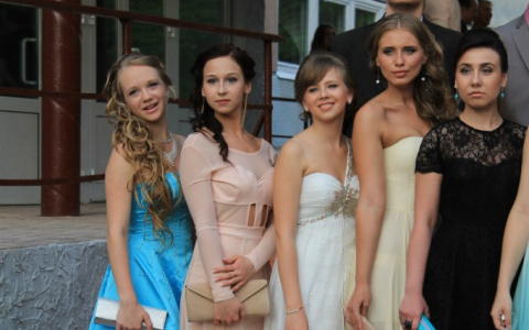 Сколько стоит собрать выпускника на школьный бал в Пензе?