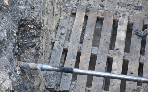 В Нефтянике заменят ветхие трубы водопровода