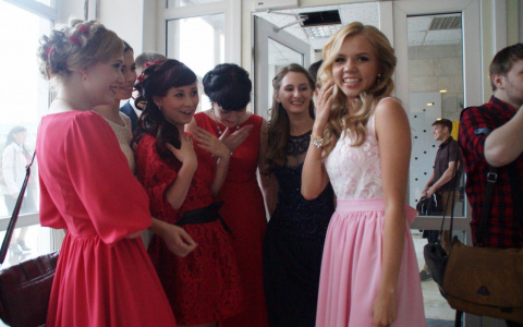 "Жалко потраченных денег": вся правда о выпускном в Пензе