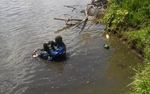 Водолазы вытащили из Суры мужчину, утонувшего после посиделок с друзьями