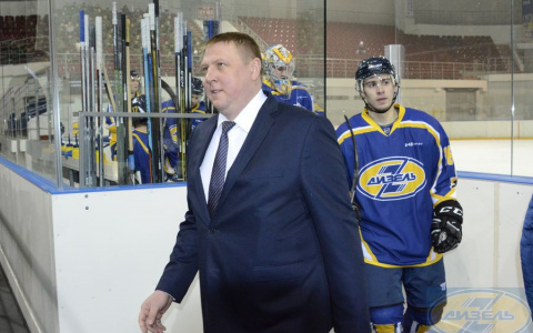 Состав «Дизеля» пополнили два защитника