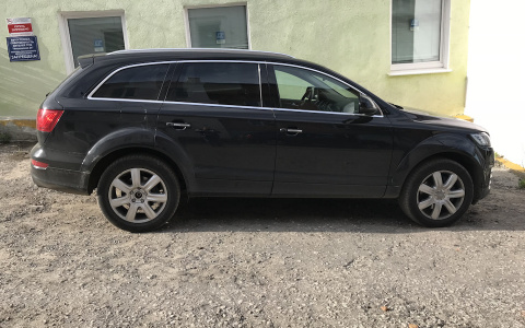 Audi Q7 после ДТП с ремонтом под себя. Трудно потом продать такой авто?