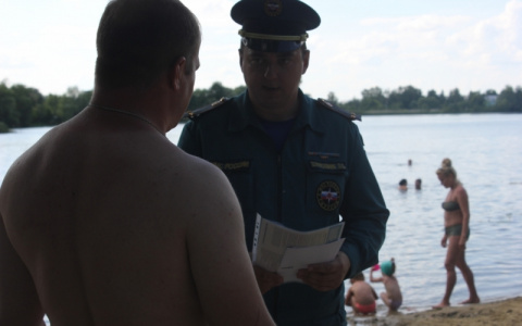 Спасатели рассказали пензенцам, чем опасно купание в запрещенных  местах