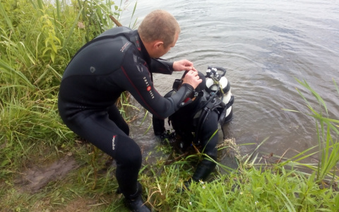 Житель Пензы утонул, уйдя в ночной заплыв с племянником