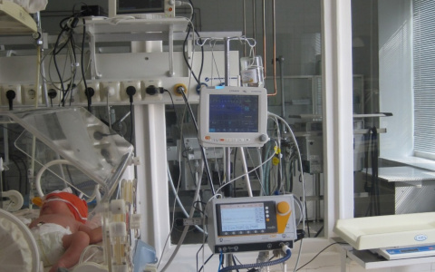 В Кузнецкой больнице появился аппарат, поддерживающий дыхание младенцев