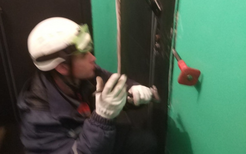 В Пензе двухлетний малыш оказался запертым в квартире