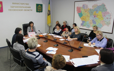 В Пензе создадут школу психологов для семей с недоношенными детьми