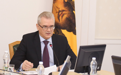 Губернатор заявил о повышении тарифов на вывоз мусора