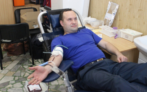 Спасатели Пензы отдали 14 литров крови нуждающимся