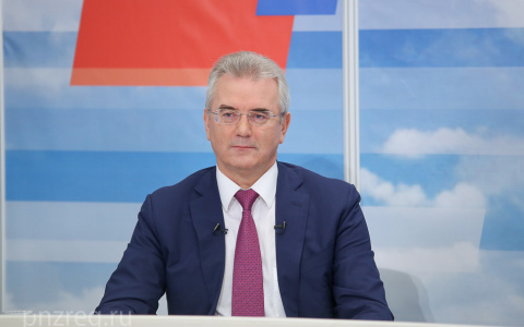 Пензенскому губернатору уменьшили зарплату