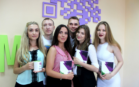 Мы ломаем стереотипы о колл-центрах, открывая двери в мир Смартер