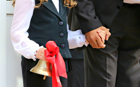 В школе Пензенского района старшеклассники избивают младших и вымогают у них деньги