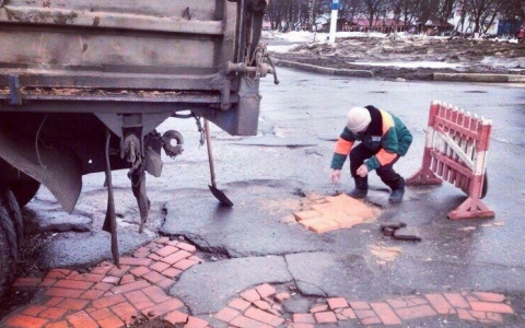 В Пензенской области на дорогах выкладывают "пазлы"