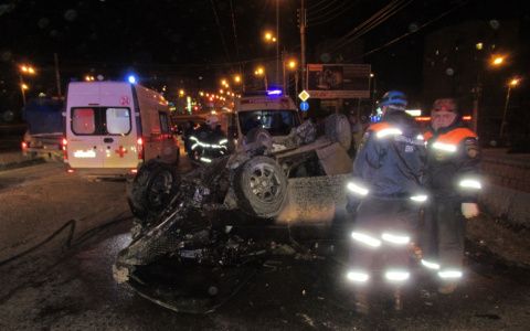Появились фотографии с места жуткого ДТП на 8 Марта в Пензе