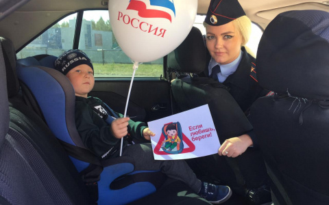 В Пензе сотрудники ГИБДД проверят в авто детей