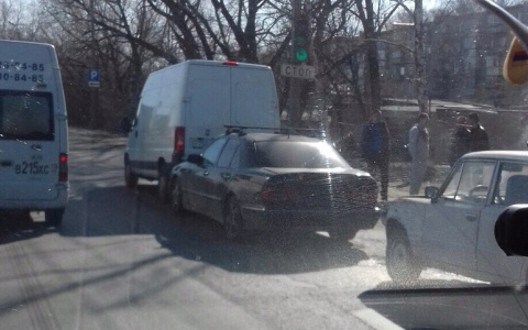 На трассе М5 в Пензе произошло столкновение машин