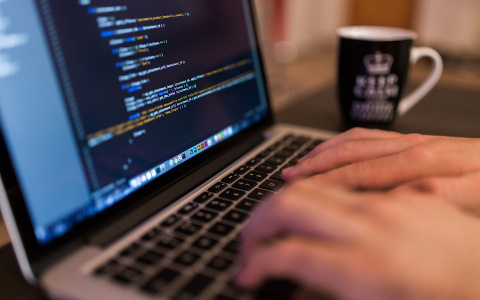 Пензячка лишилась крупной суммы при покупке через интернет