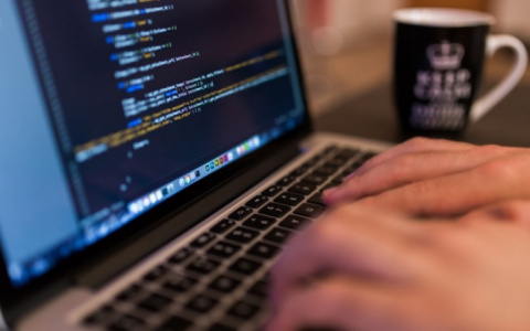 Из-за несуществующего долга жительница Земетчинского района лишилась реальных денег